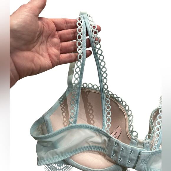 Victoria’s Secret Mint Green Lace Bra in a Women’s Size 34D - Picture 6 of 6